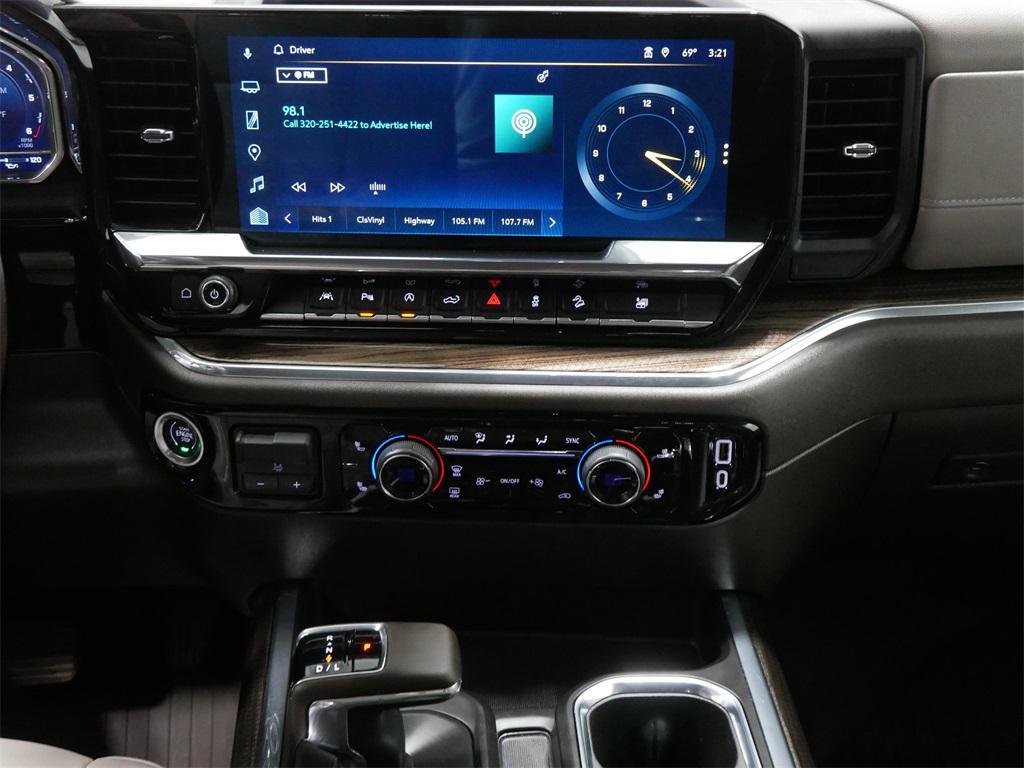 used 2024 Chevrolet Silverado 1500 car, priced at $50,991
