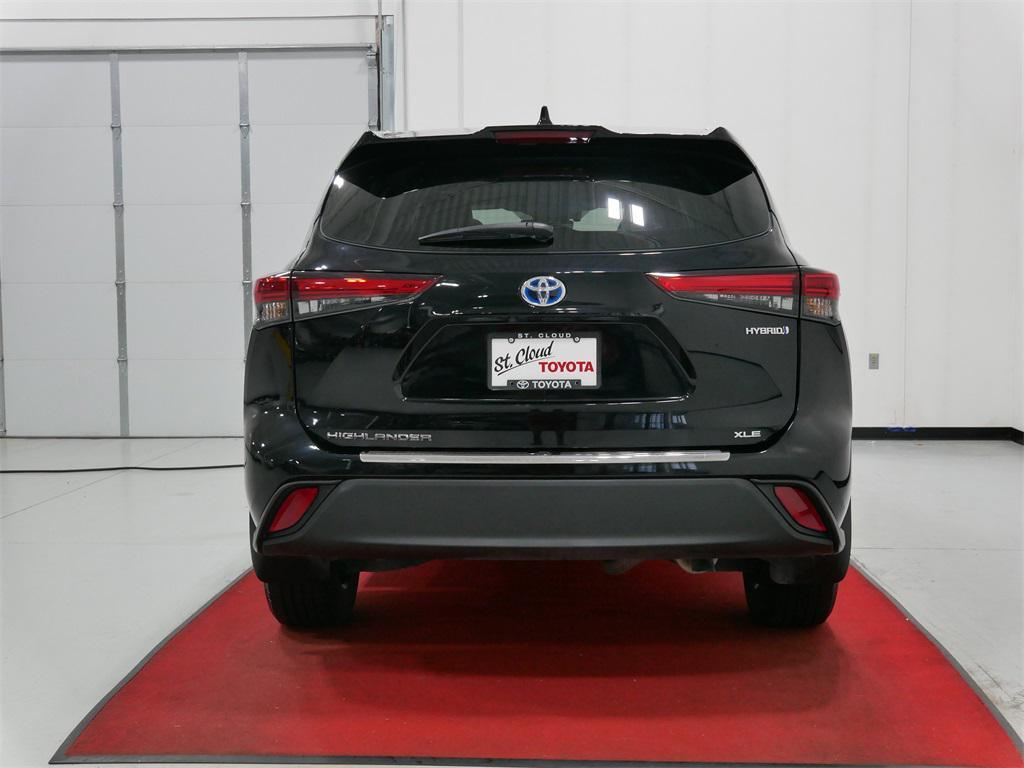 used 2023 Toyota Highlander Hybrid car, priced at $27,991