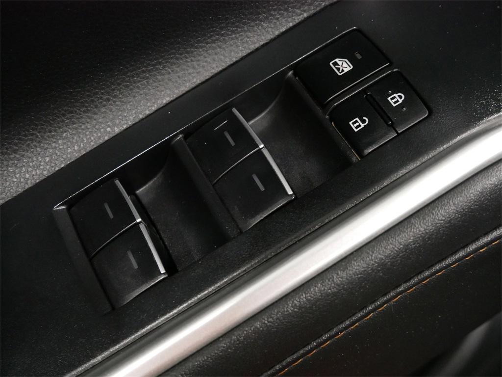 used 2023 Toyota Highlander Hybrid car, priced at $27,991