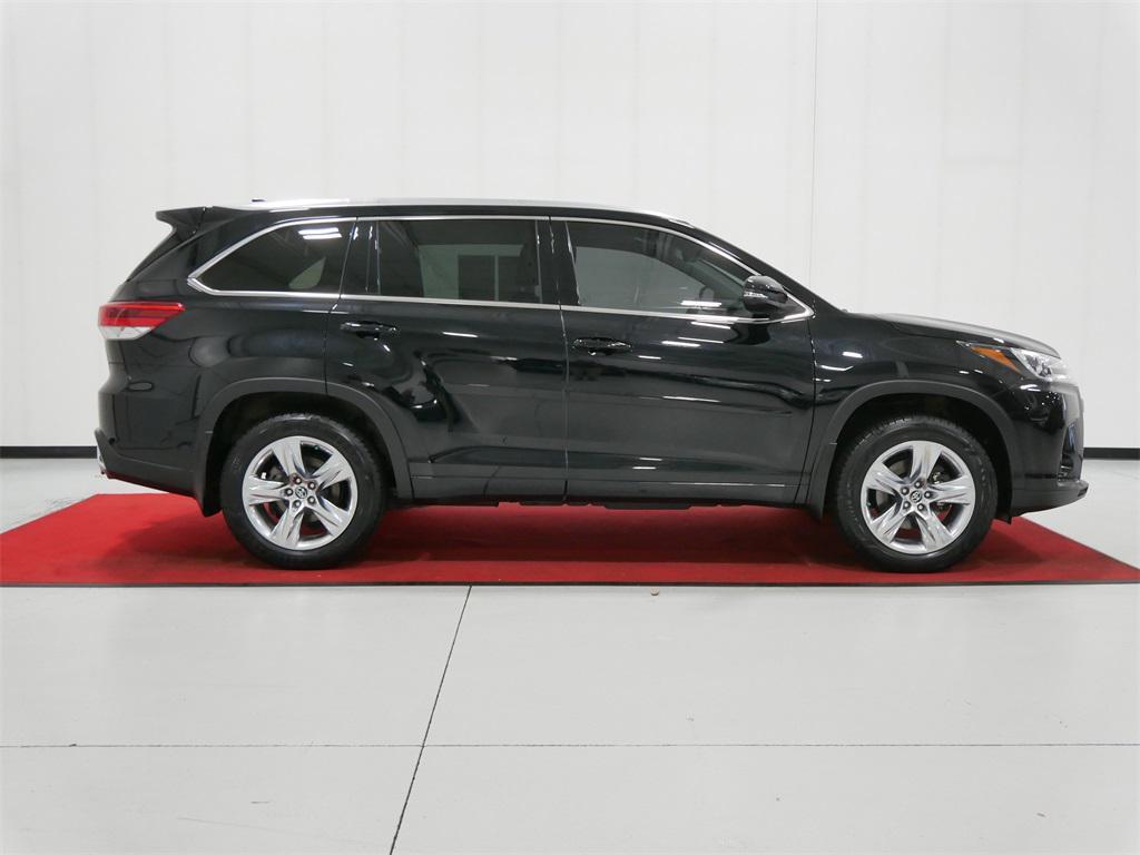 used 2019 Toyota Highlander car, priced at $25,991