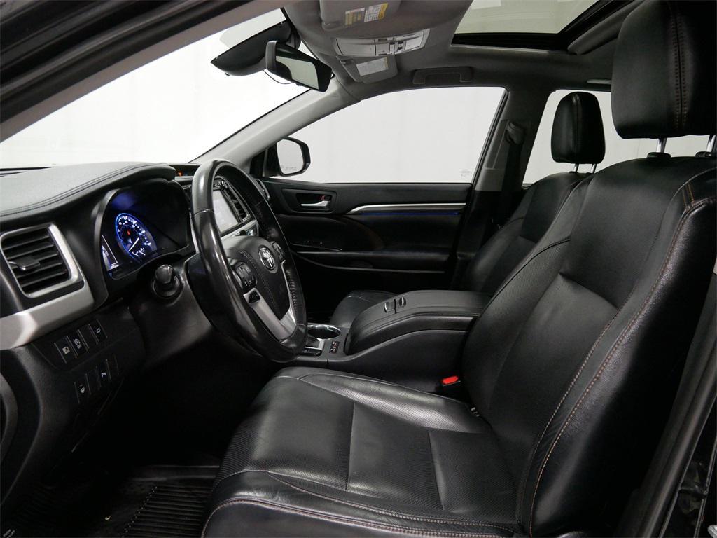 used 2019 Toyota Highlander car, priced at $25,991