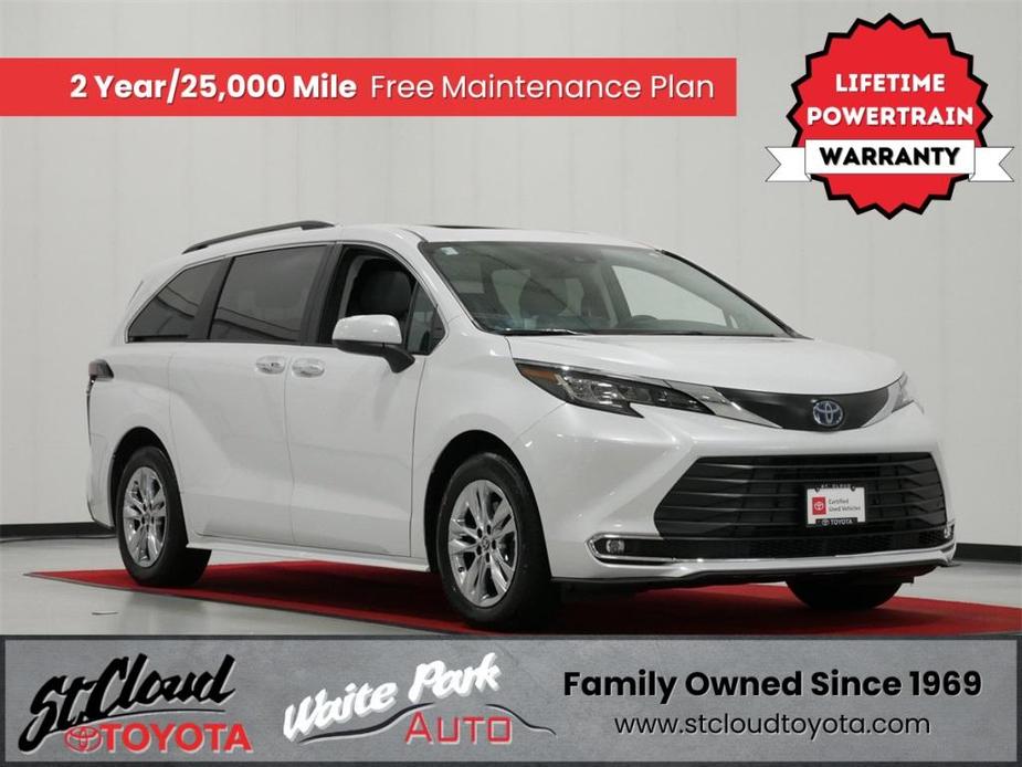 used 2023 Toyota Sienna car, priced at $50,991