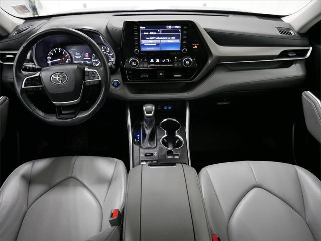 used 2022 Toyota Highlander car, priced at $42,991