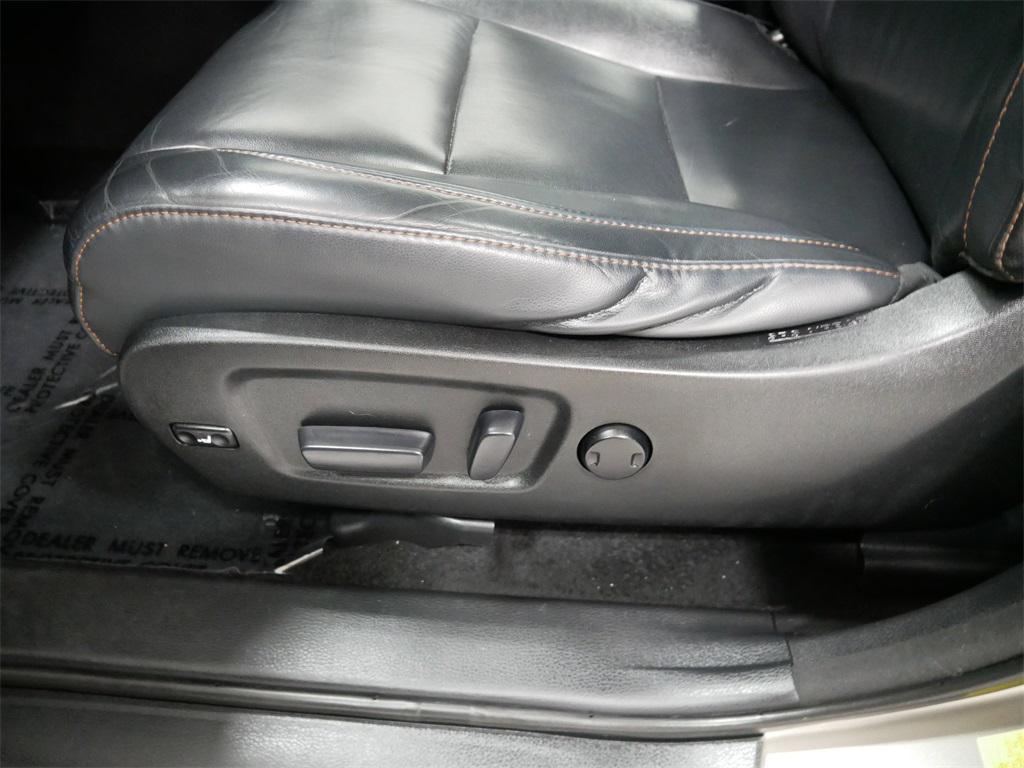 used 2015 Toyota Highlander car, priced at $14,991