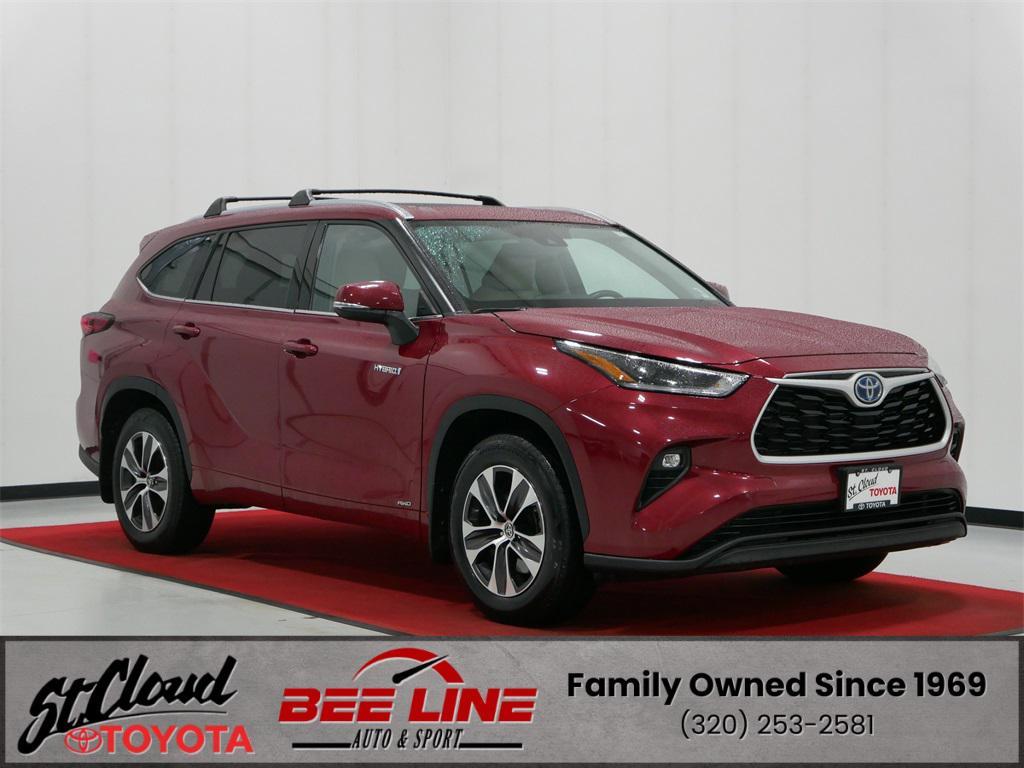used 2021 Toyota Highlander Hybrid car, priced at $39,491