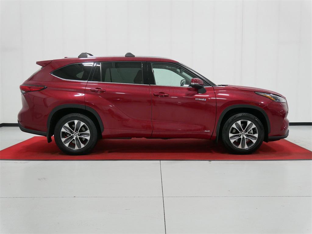 used 2021 Toyota Highlander Hybrid car, priced at $39,491