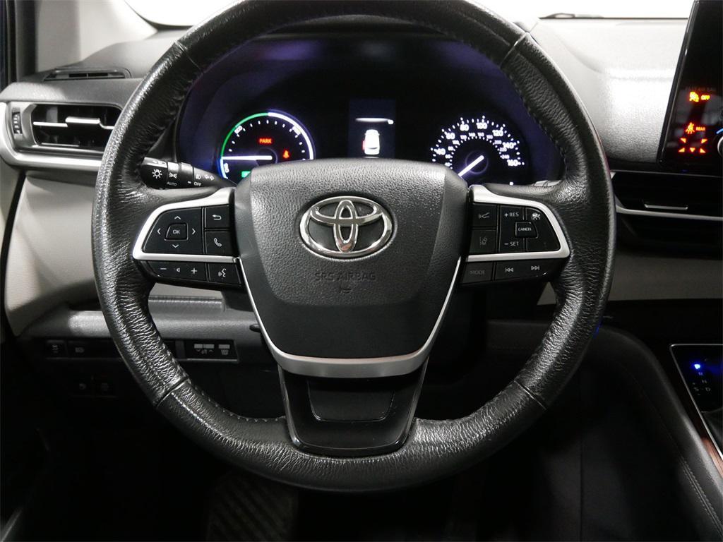 used 2023 Toyota Sienna car, priced at $31,991