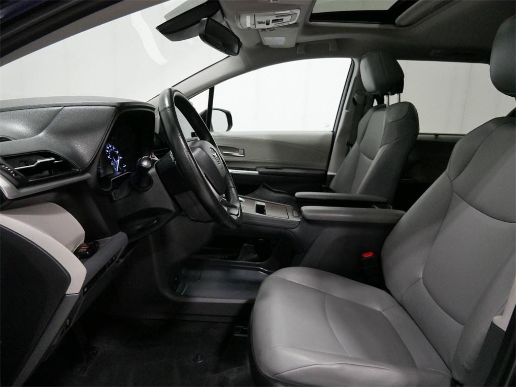 used 2023 Toyota Sienna car, priced at $31,991