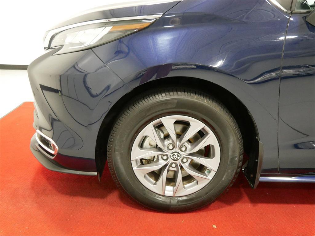 used 2023 Toyota Sienna car, priced at $31,991