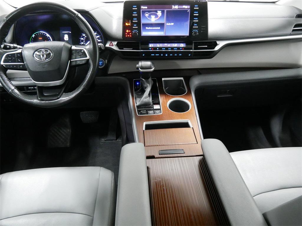 used 2023 Toyota Sienna car, priced at $31,991