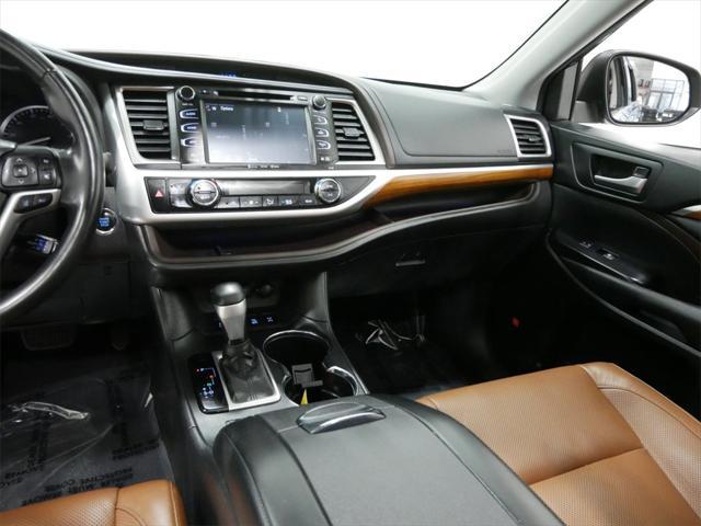 used 2018 Toyota Highlander car, priced at $31,991