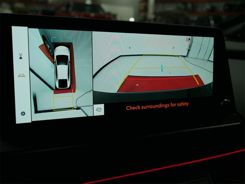 new 2026 Toyota Prius Plug-In Hybrid car, priced at $44,669