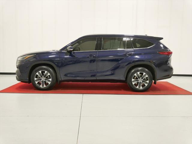 used 2021 Toyota Highlander car, priced at $36,991