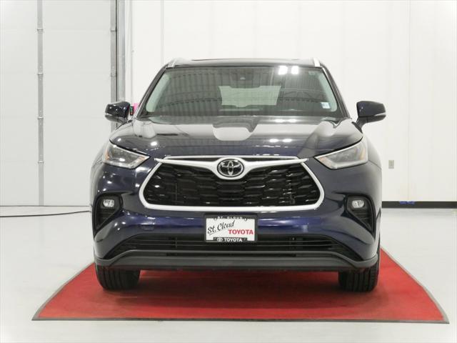 used 2021 Toyota Highlander car, priced at $36,991