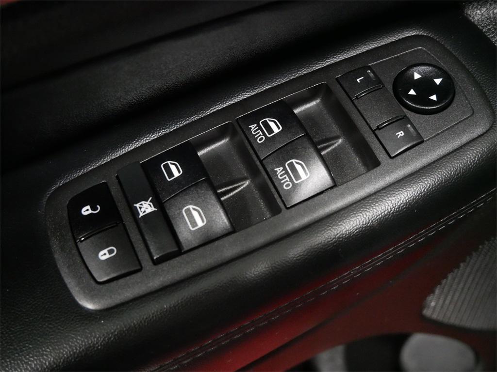 used 2021 Jeep Grand Cherokee car, priced at $21,991