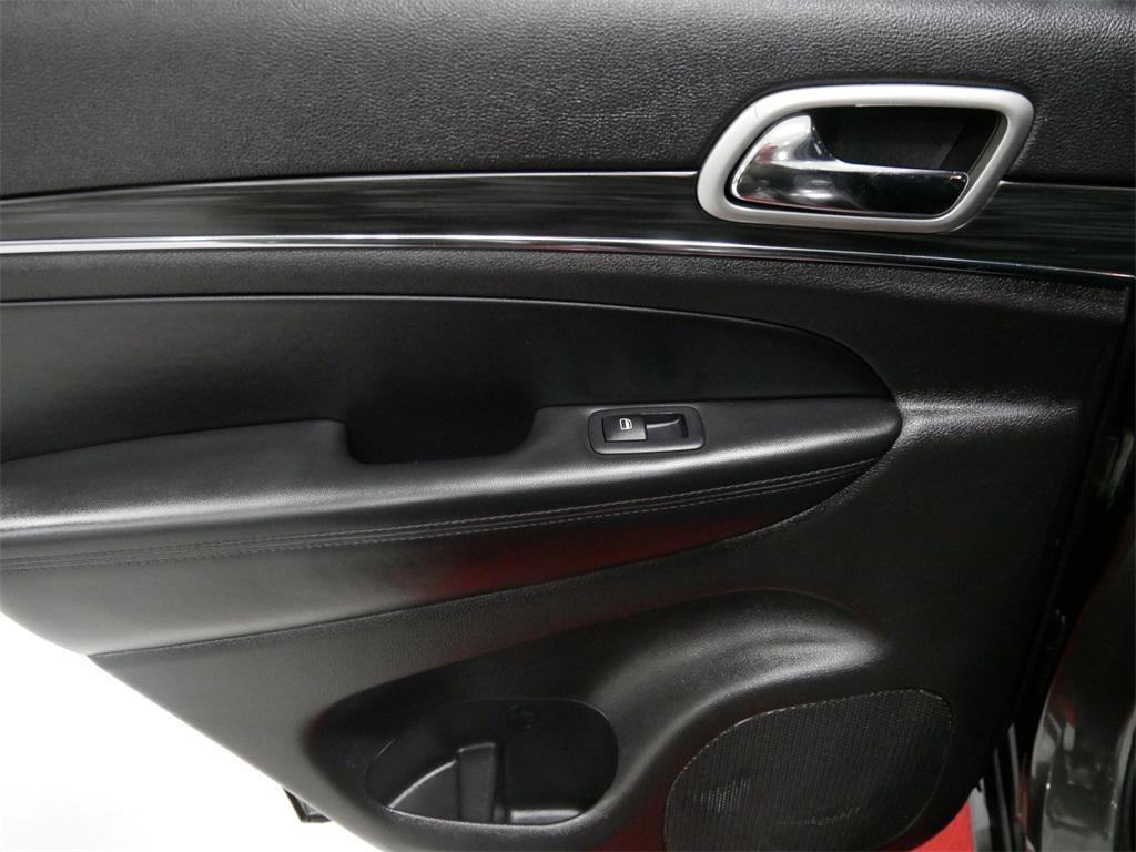 used 2021 Jeep Grand Cherokee car, priced at $21,991