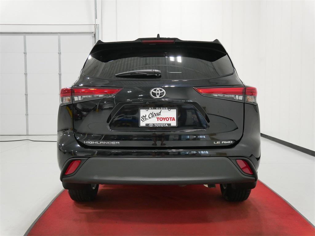 used 2022 Toyota Highlander car, priced at $35,991