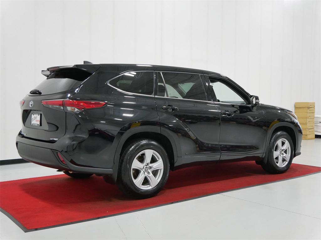 used 2022 Toyota Highlander car, priced at $35,991