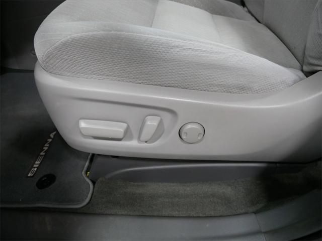 used 2018 Toyota Sienna car, priced at $26,991
