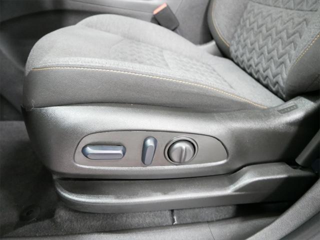 used 2023 Chevrolet Equinox car, priced at $23,991