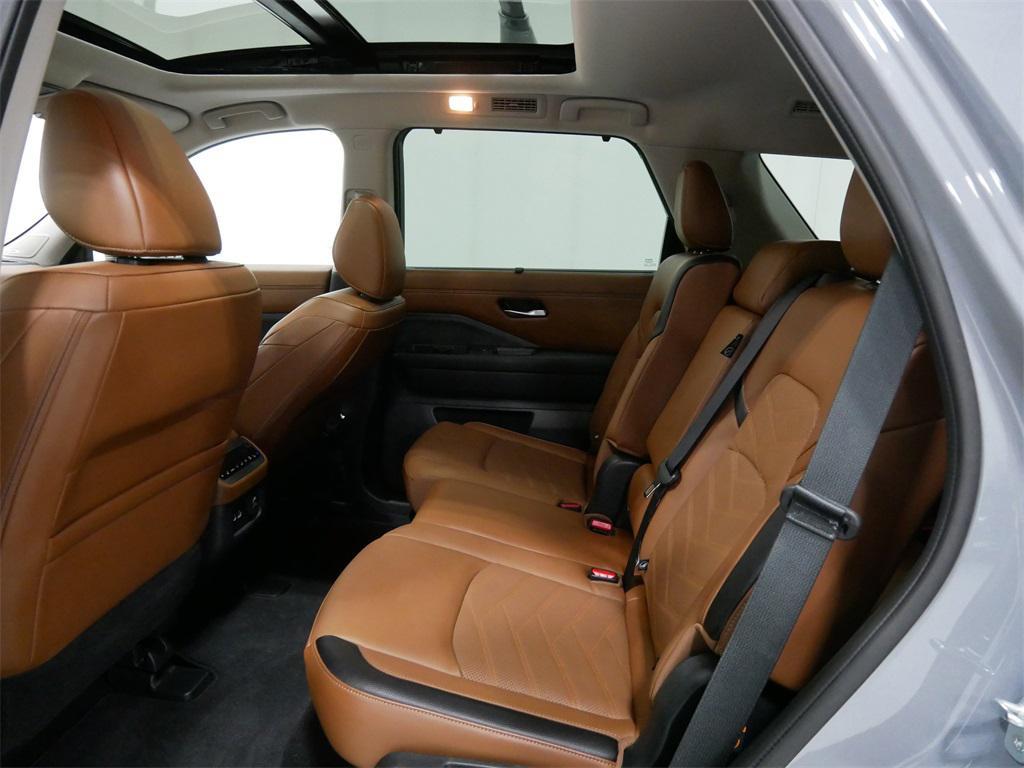 used 2024 Nissan Pathfinder car, priced at $42,991