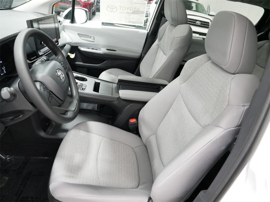 new 2025 Toyota Sienna car, priced at $45,010