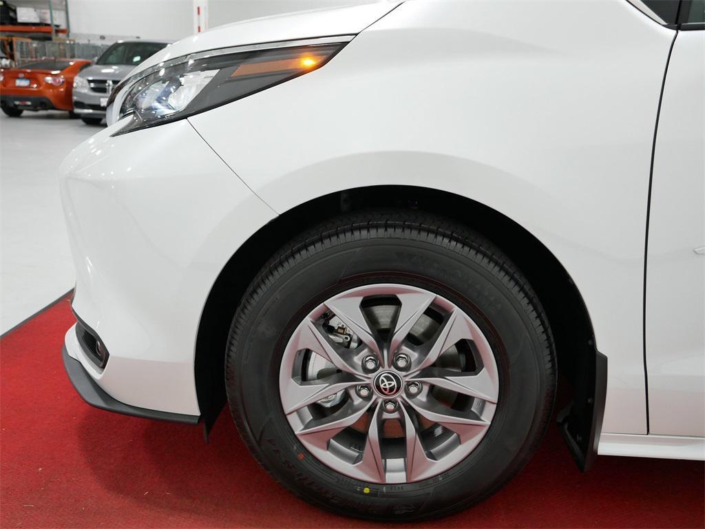new 2025 Toyota Sienna car, priced at $50,085