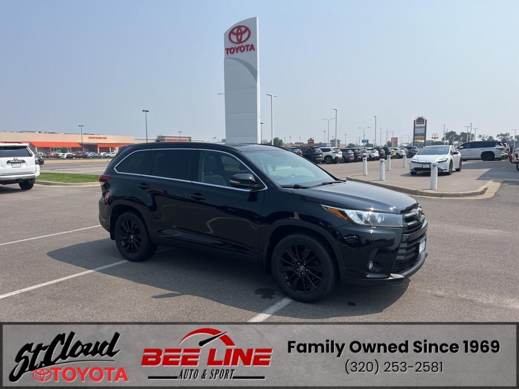 used 2019 Toyota Highlander car, priced at $27,991