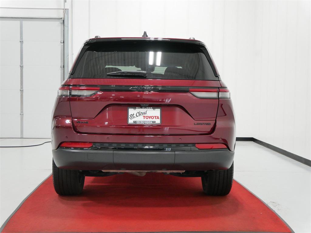 used 2023 Jeep Grand Cherokee car, priced at $35,391