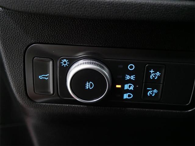 used 2022 Ford Escape car, priced at $25,491