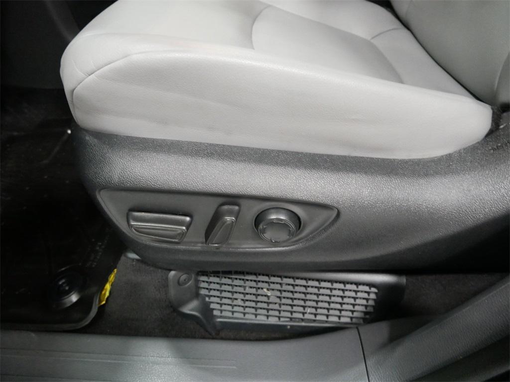 used 2024 Toyota Sienna car, priced at $39,991