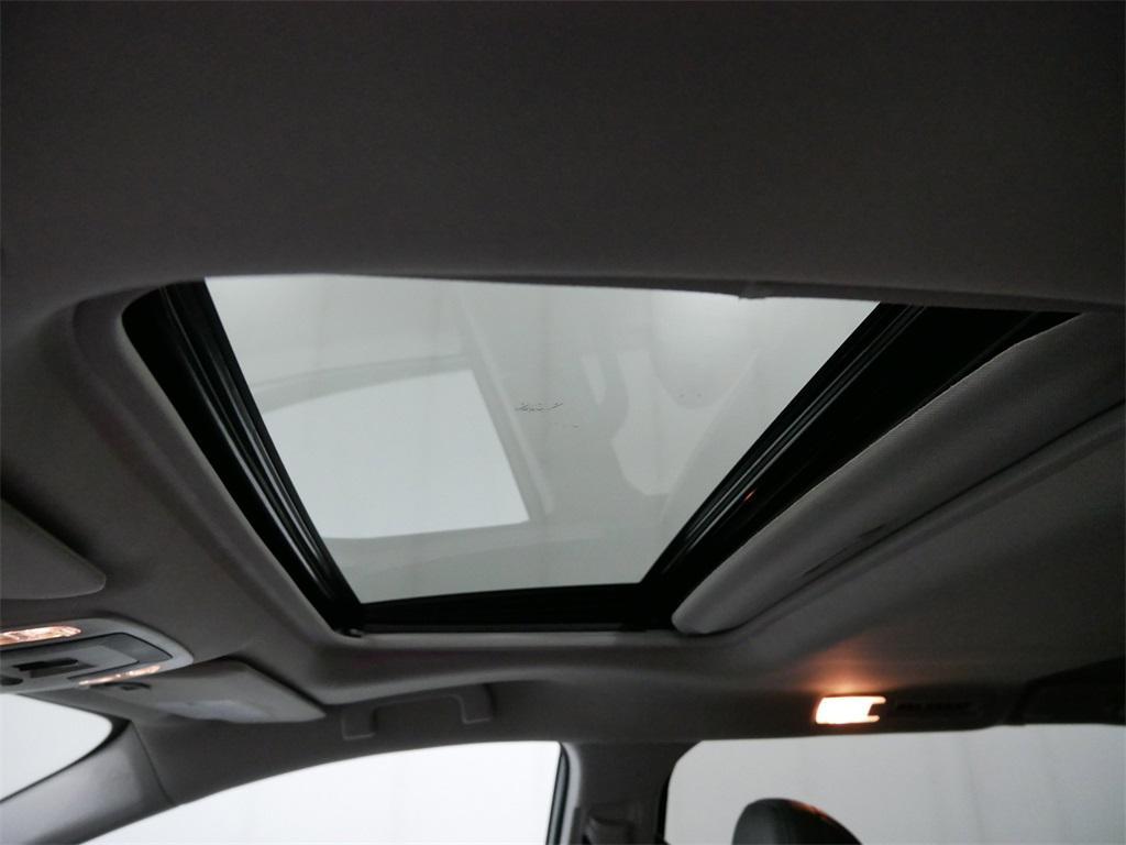 used 2024 Toyota Sienna car, priced at $39,991