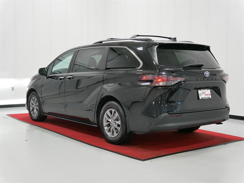 used 2024 Toyota Sienna car, priced at $39,991