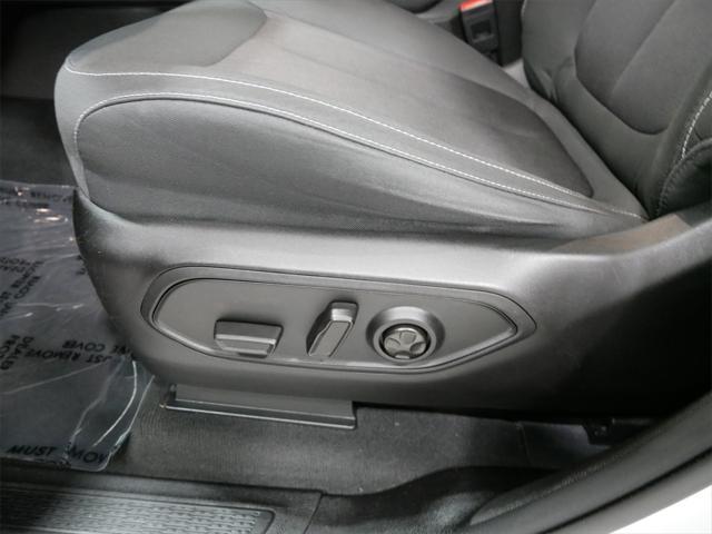 used 2023 Jeep Grand Cherokee car, priced at $31,491