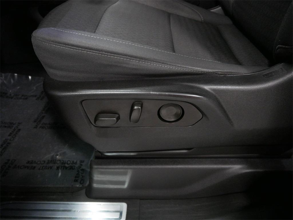 used 2022 GMC Sierra 1500 car, priced at $36,991