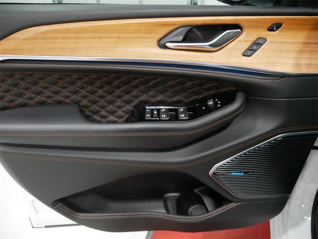 used 2024 Jeep Grand Cherokee L car, priced at $58,591