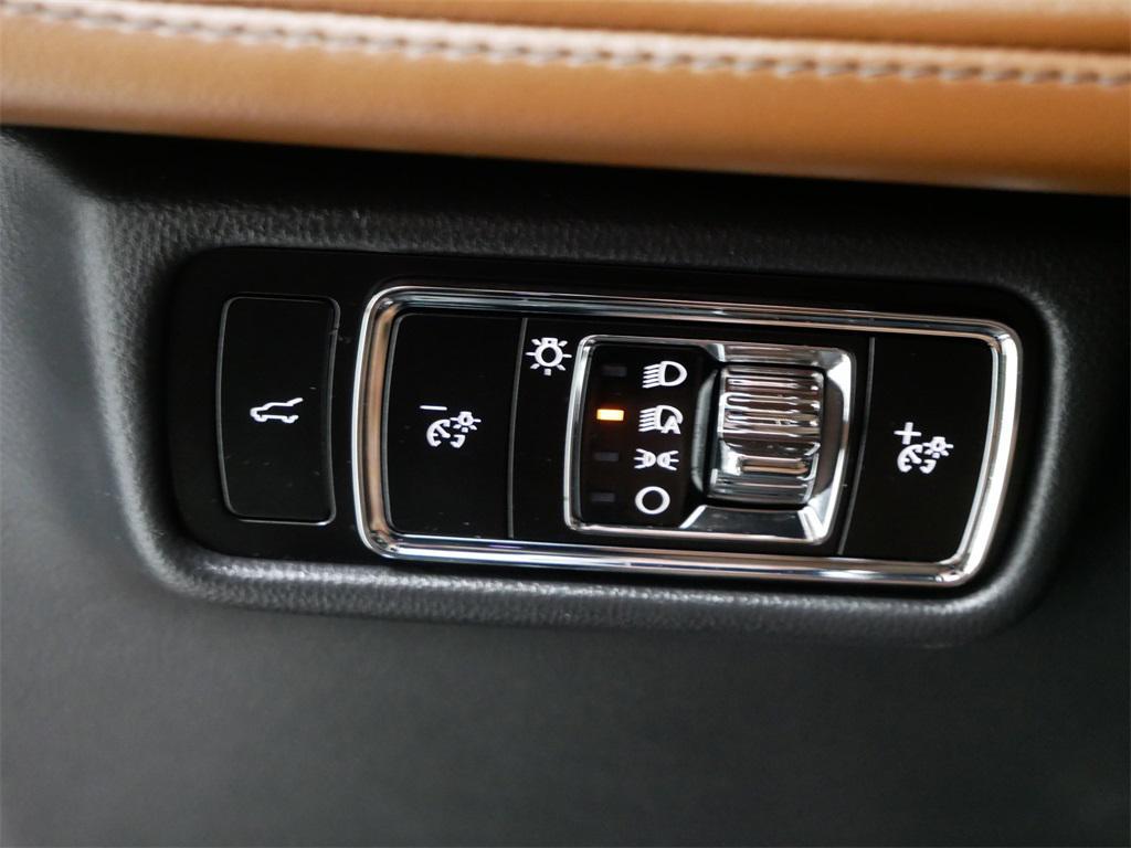 used 2023 Lincoln Aviator car, priced at $50,891