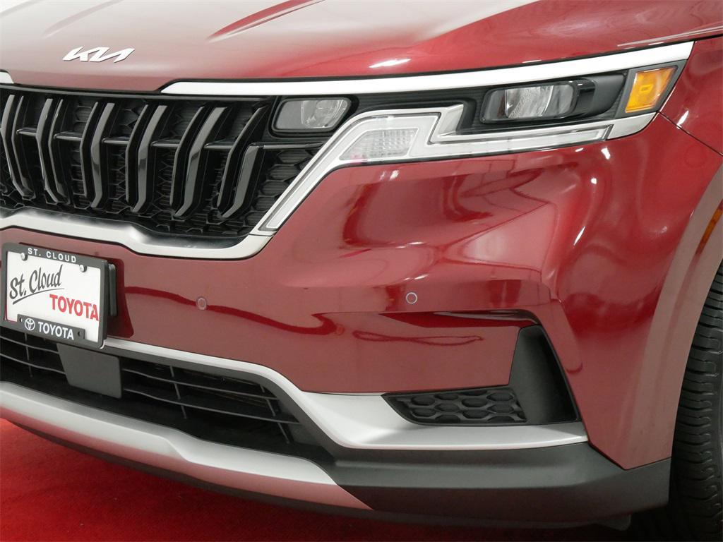 used 2024 Kia Carnival car, priced at $36,991