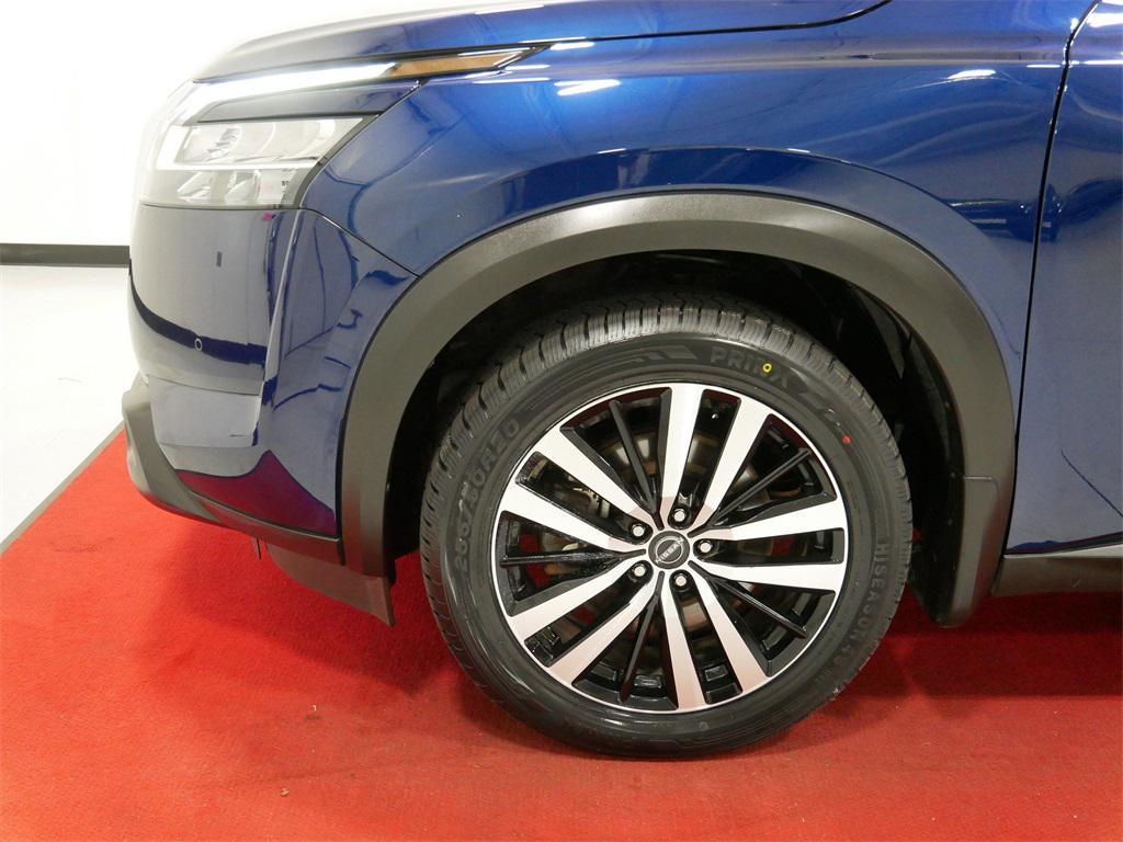 used 2024 Nissan Pathfinder car, priced at $39,291