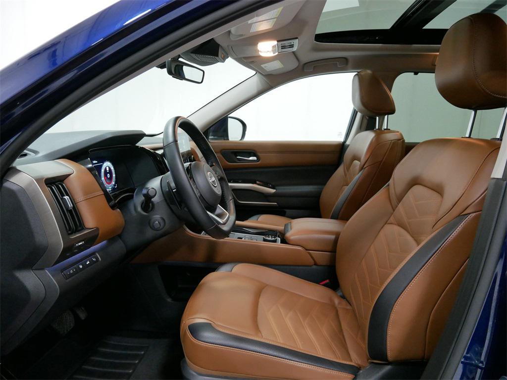 used 2024 Nissan Pathfinder car, priced at $39,291