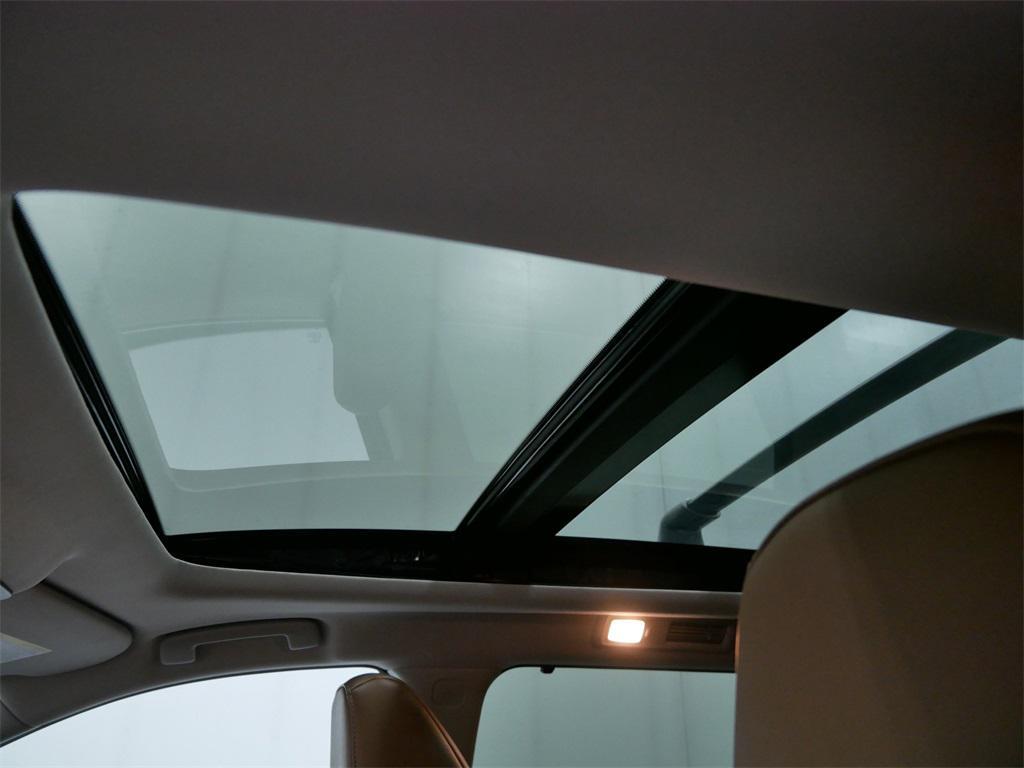 used 2024 Nissan Pathfinder car, priced at $39,291