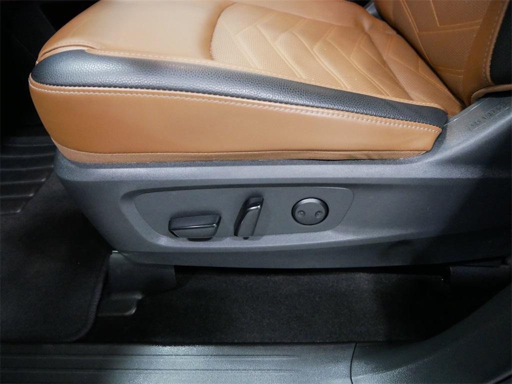 used 2024 Nissan Pathfinder car, priced at $39,291