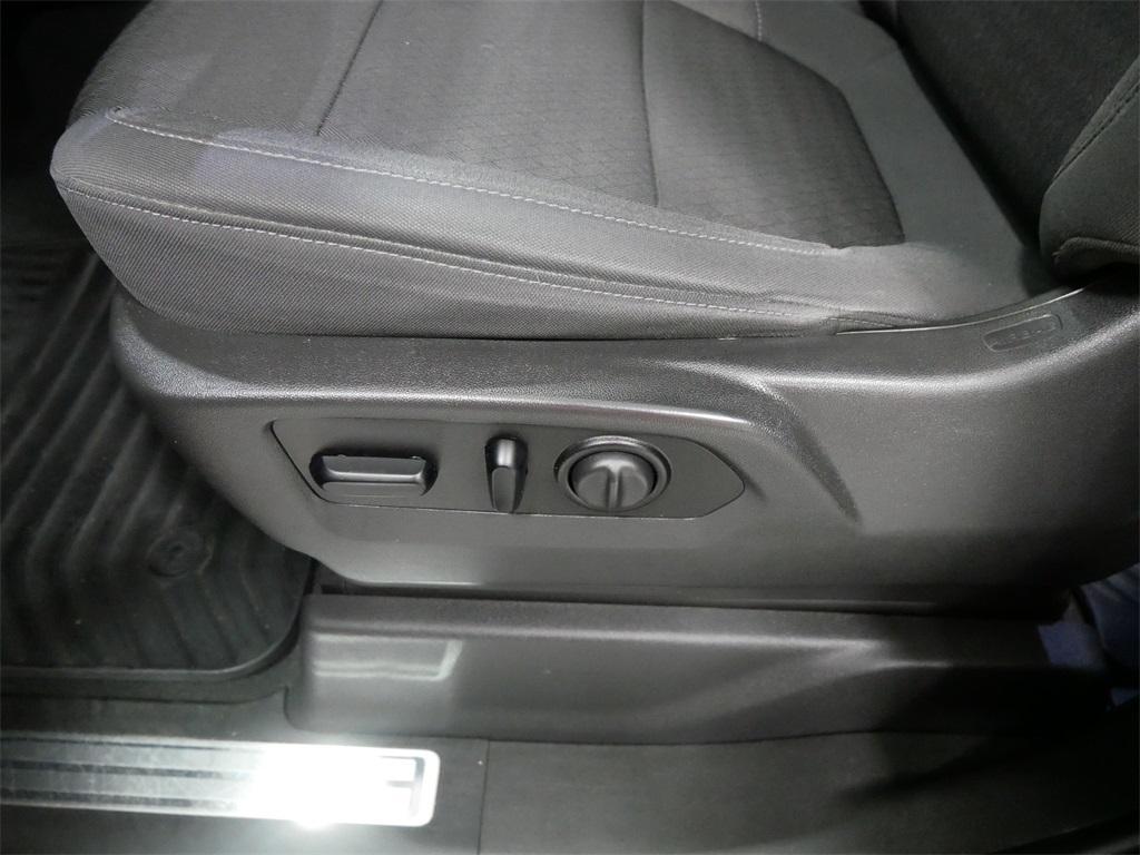 used 2021 Chevrolet Silverado 1500 car, priced at $33,991