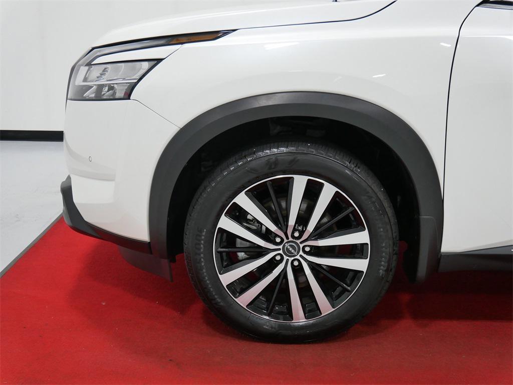 used 2024 Nissan Pathfinder car, priced at $40,991
