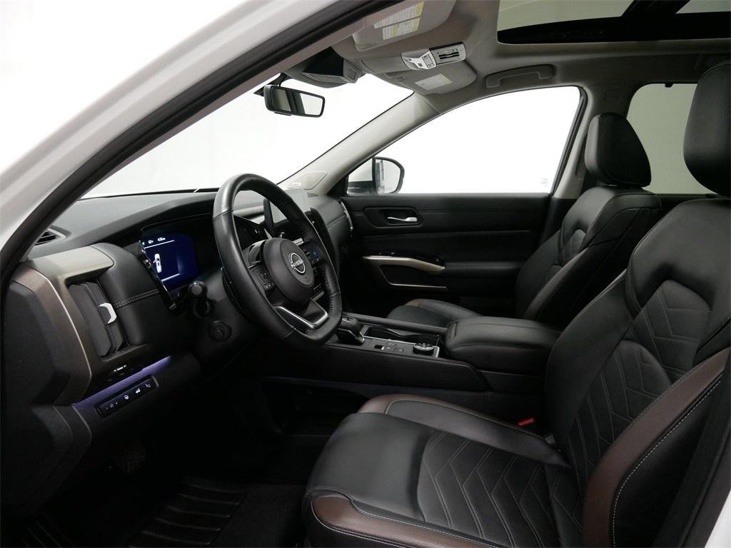 used 2024 Nissan Pathfinder car, priced at $39,891