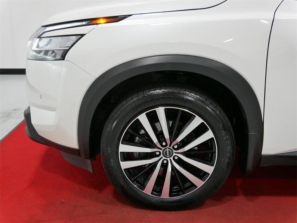 used 2024 Nissan Pathfinder car, priced at $39,891