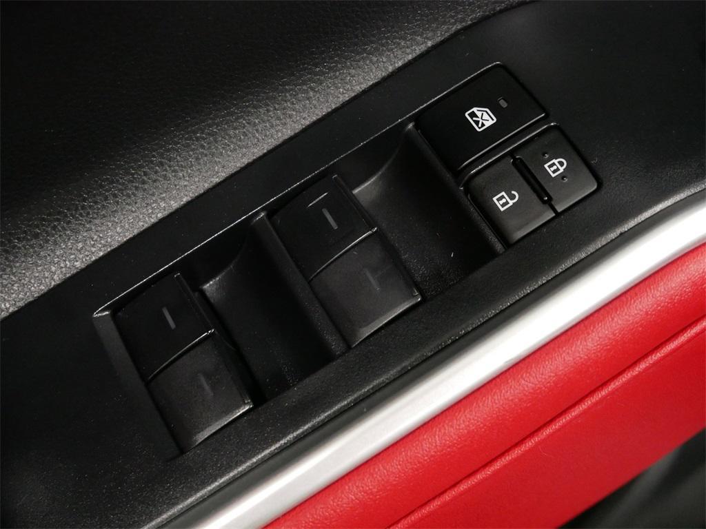 used 2023 Toyota Highlander car, priced at $42,991