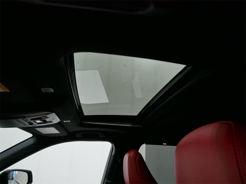 used 2023 Toyota Highlander car, priced at $42,991