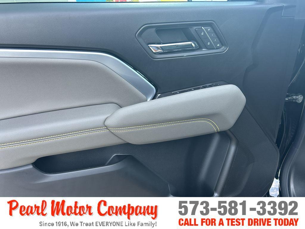 new 2025 Chevrolet Colorado car, priced at $52,085