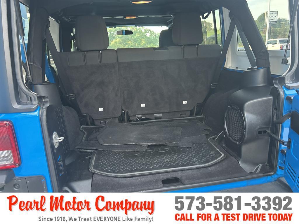 used 2012 Jeep Wrangler Unlimited car, priced at $17,500